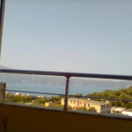 Vila Telo Maison d'hôtes Radhimë